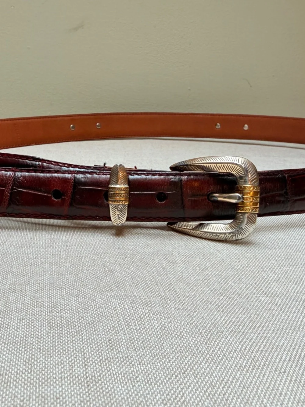 Men’s Arden Leather Corporation 48” Belt With Metal Arrowhead Accents
